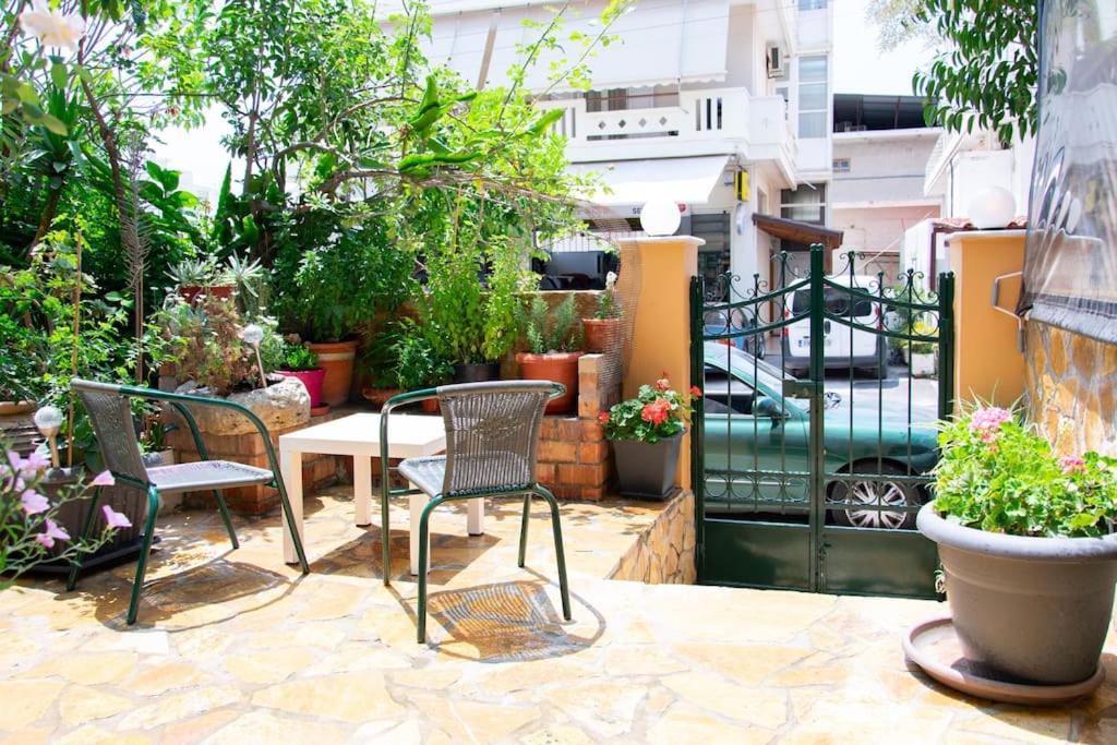 Kadiani's By 8essentially * Chania (Crete)