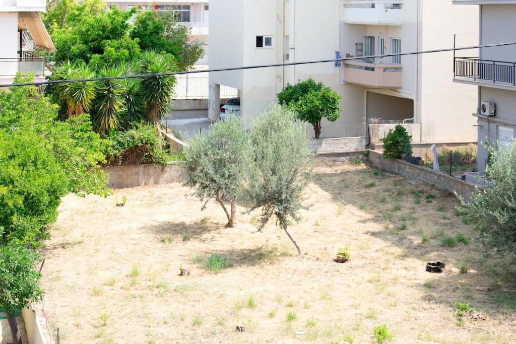 Apartment Kadiani's By 8essentially