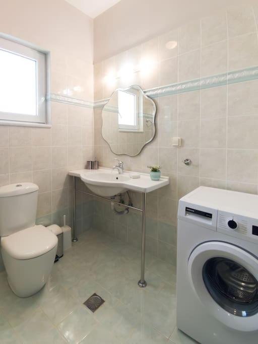 Kadiani's By 8essentially Apartment Chania (Crete)